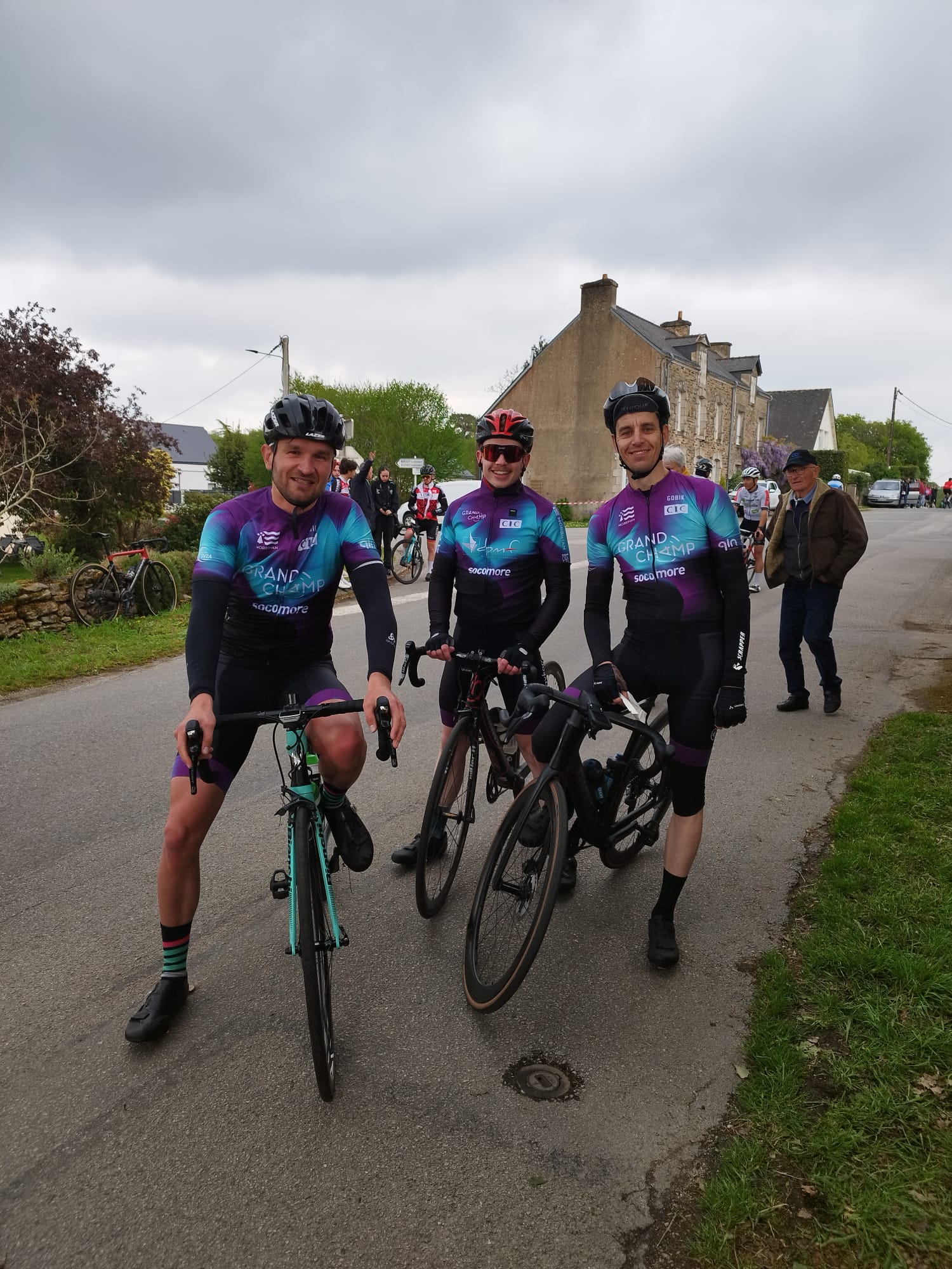 Podium Challenge cyclisme ETM 2023